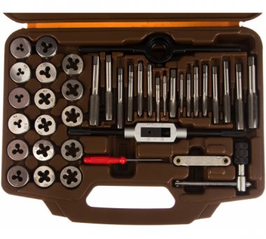 Фотография товара 'Ombra OMT40S Набор метчиков и плашек, 40 предметов'